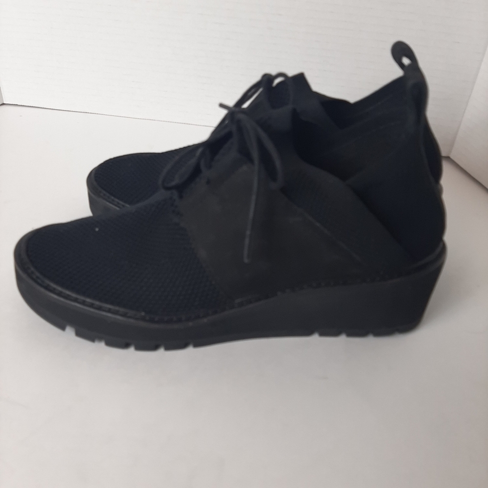 Eileen Fisher Wilson sneaker 7.5